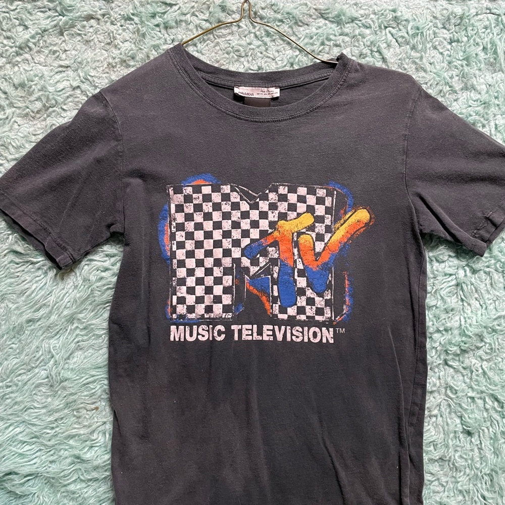 Pull&Bear MTV Graphic T-Shirt